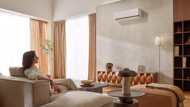 Residential Air Conditioner S3nm091l1ca 2025 White Jpg Lifestyle A03 Without Wind